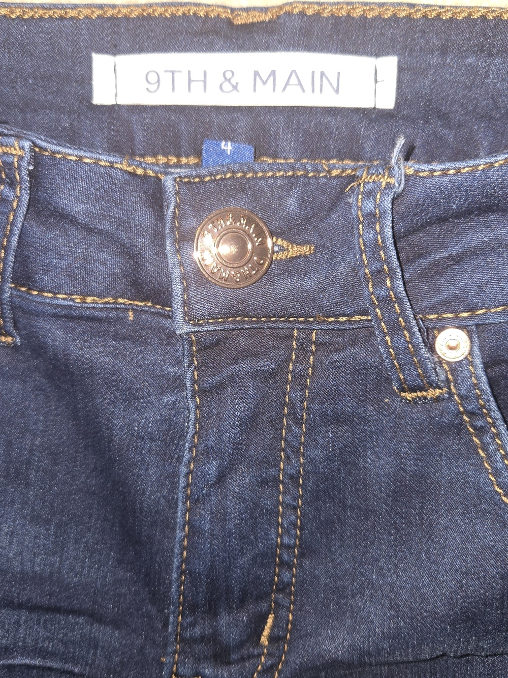 NWOT Dark Wash Skinny Cuffed Cropped Jeans Womens Size 4 - Picture 5 of 7
